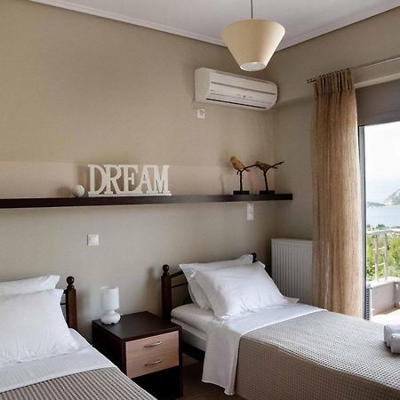 Villa Armonia Vouliagmeni Gölü Dış mekan fotoğraf