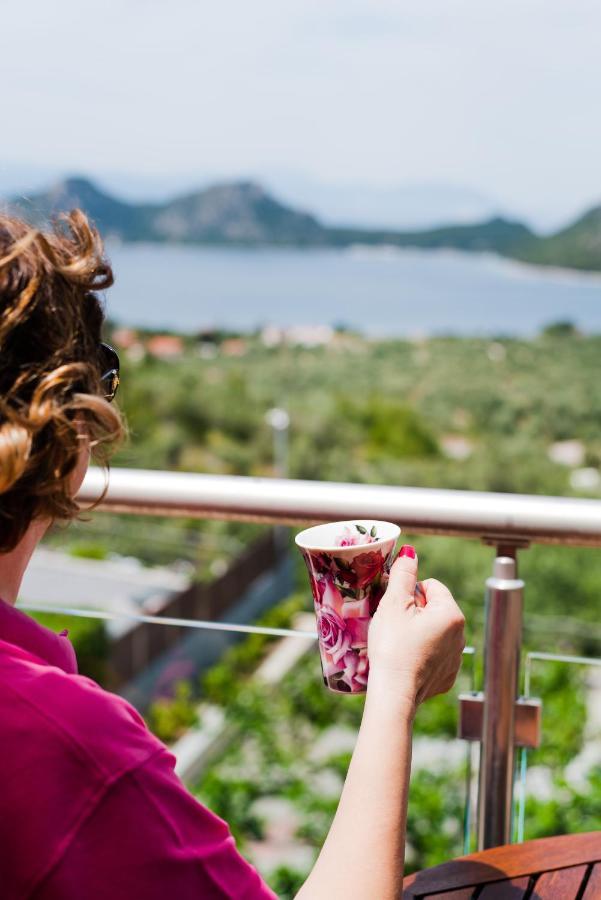 Villa Armonia Vouliagmeni Gölü Dış mekan fotoğraf